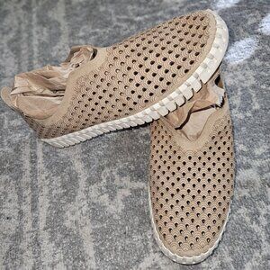 Ilse Jacobsen Tulip Tan Perforated Nubuck Slip On Shoes Flats Size 38 US7.5